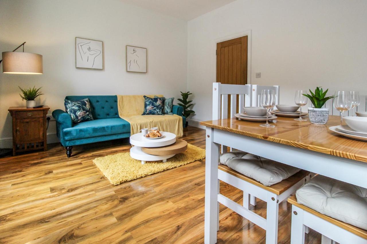 Sleek & Stylish Apartment In The Heart Of The City นอตติงแฮม ภายนอก รูปภาพ